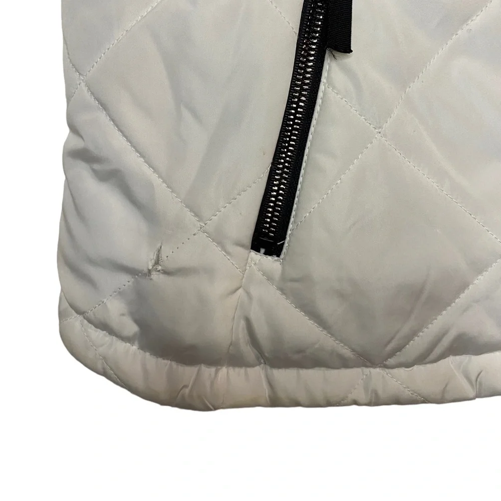 Free‎ Country Stratus Lite Women's Reversible Vest White Size Medium Flaw Shown